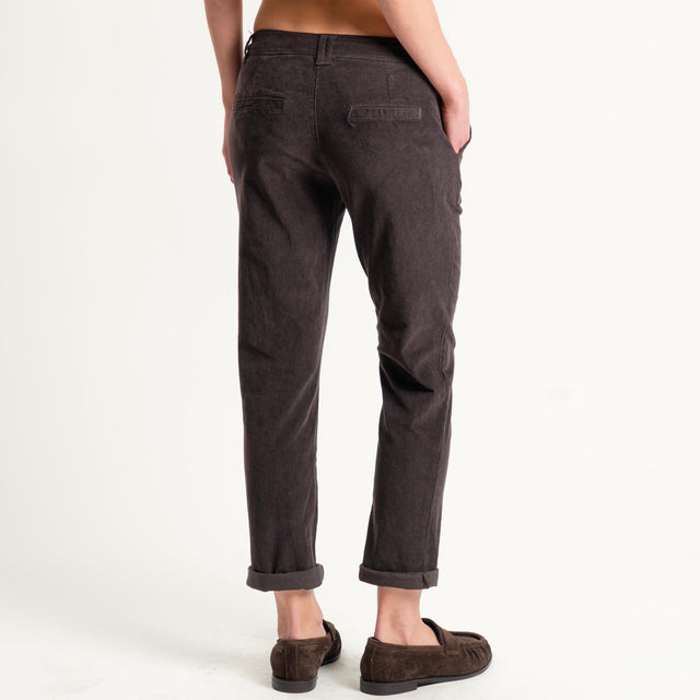 Zeroassoluto-Pantalone LOIS chino velluto millerighe - moro