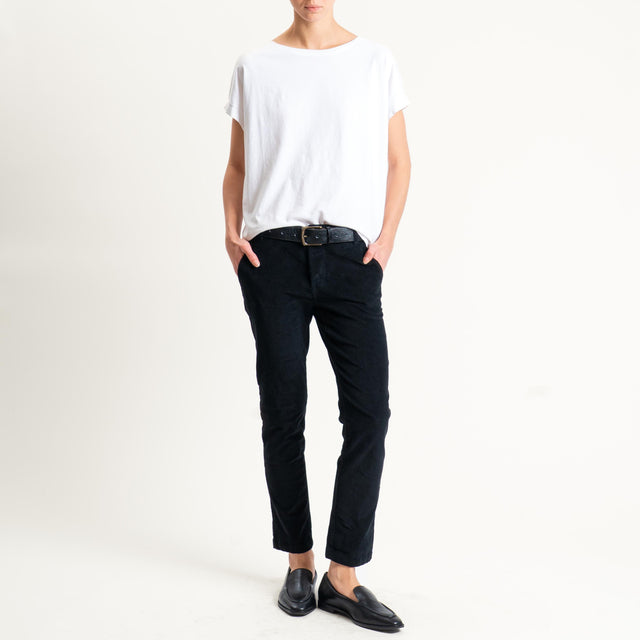 Zeroassoluto-Pantalone LOIS chino velluto millerighe - nero