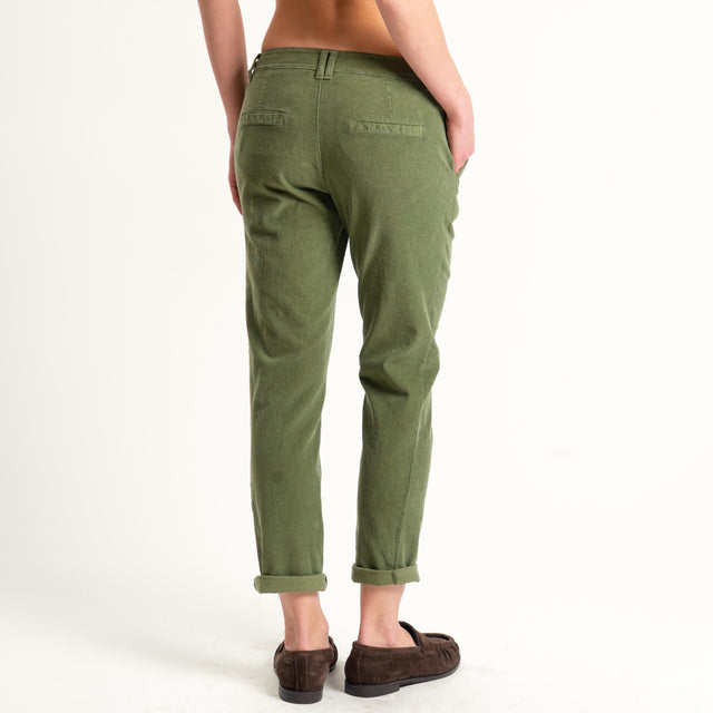Zeroassoluto-Pantalone LOIS chino velluto millerighe - oliva