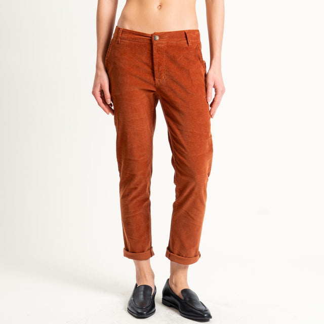 Zeroassoluto-Pantalone LOIS chino velluto millerighe - rust
