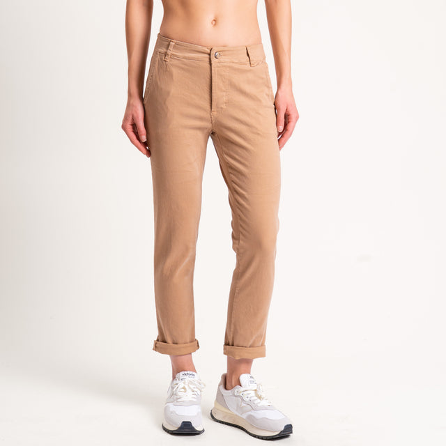 Zeroassoluto-Pantalone LOIS chino cotone elasticizzato - camel