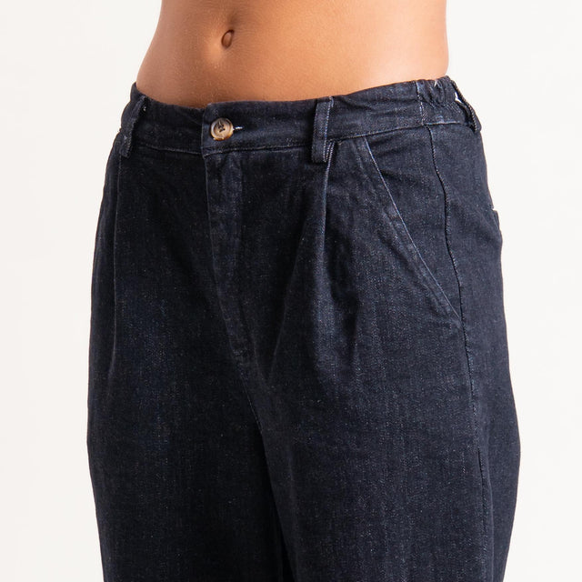 Zeroassoluto-Pantalone LOLA boyfriend tela jeans elasticizzata - denim nero