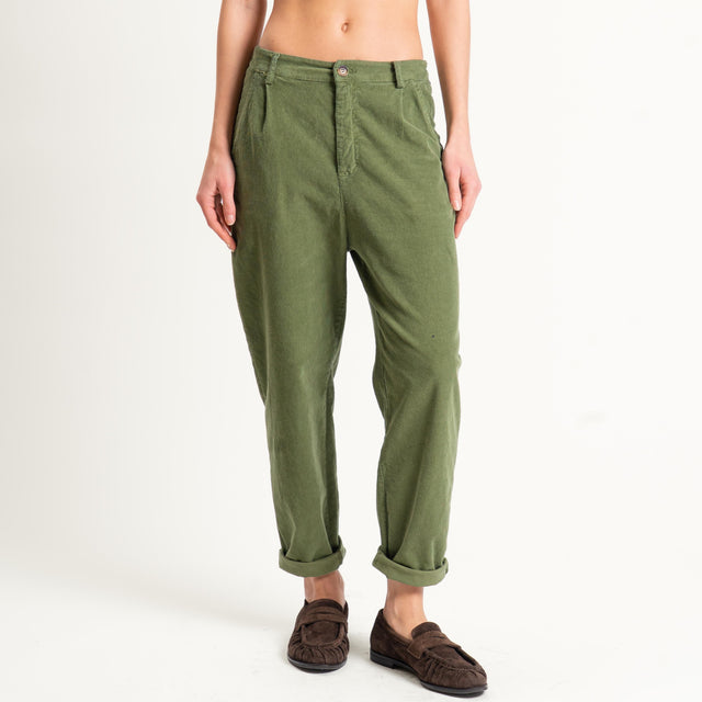 Zeroassoluto-Pantalone LOLA velluto boyfriend - oliva