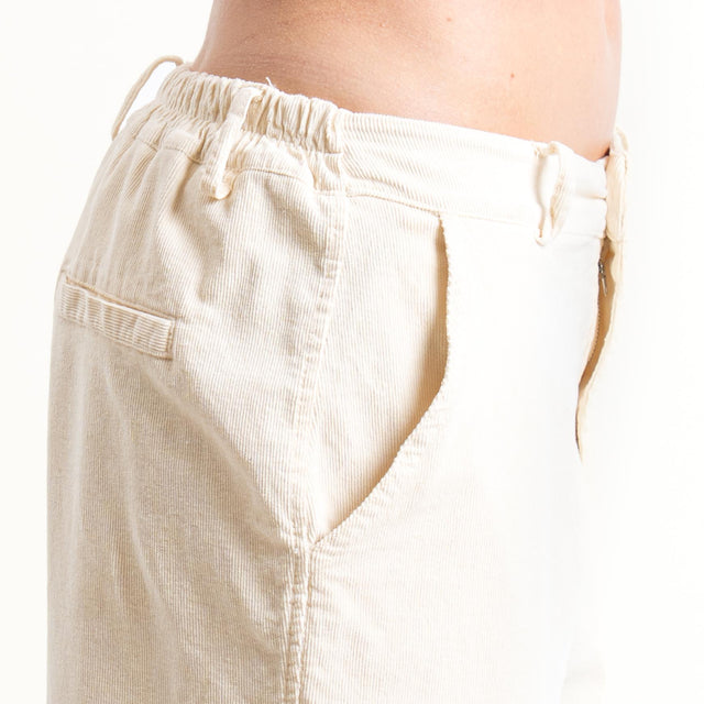 Zeroassoluto-Pantalone LORY velluto millerighe tessuto elasticizzato - burro