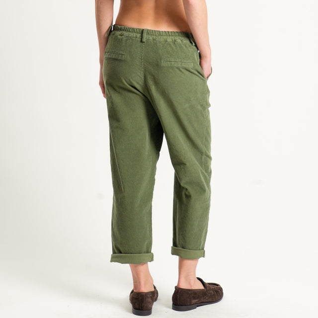 Zeroassoluto-Pantalone LORY velluto millerighe tessuto elasticizzato - oliva