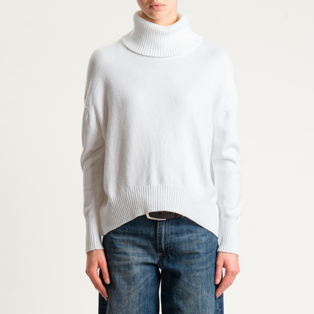 Zeroassoluto-Maglia collo alto - panna