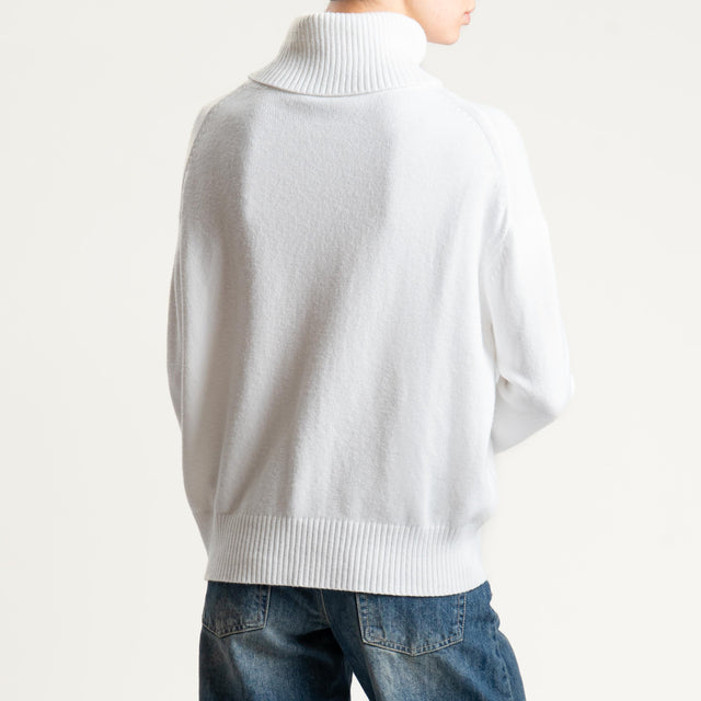 Zeroassoluto-Maglia collo alto - panna