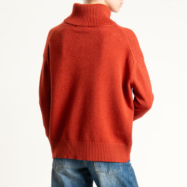 Zeroassoluto-Maglia collo alto - ruggine