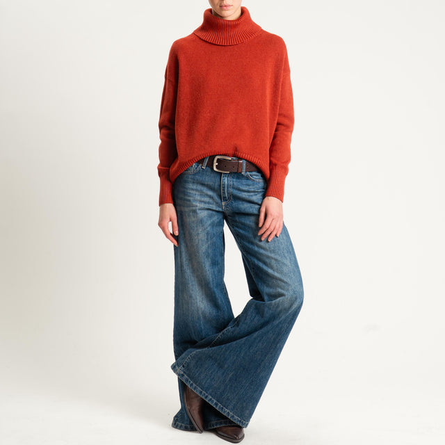 Zeroassoluto-Maglia collo alto - ruggine
