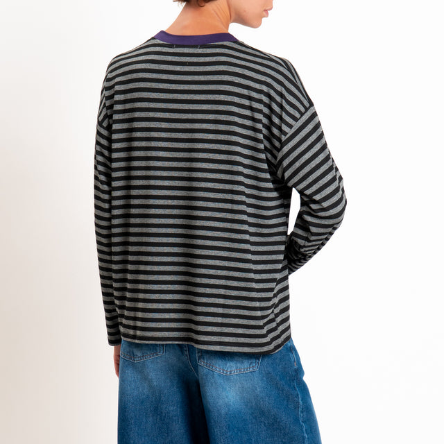 Zeroassoluto-T-shirt girocollo riga fina - viola/nero/grigio