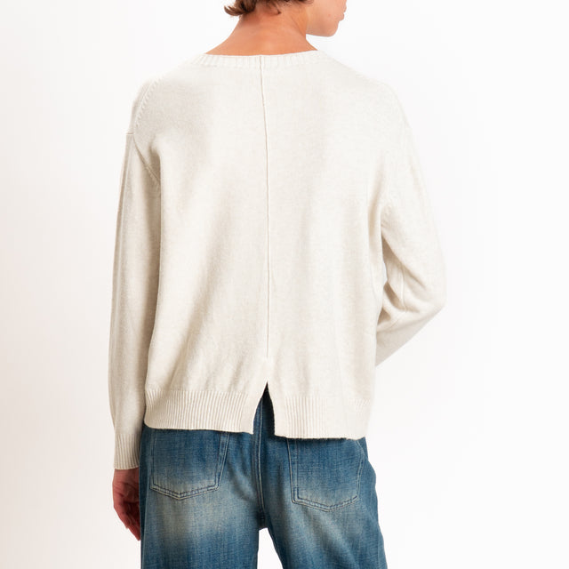 Zeroassoluto-Maglia girocollo spacco dietro - gesso