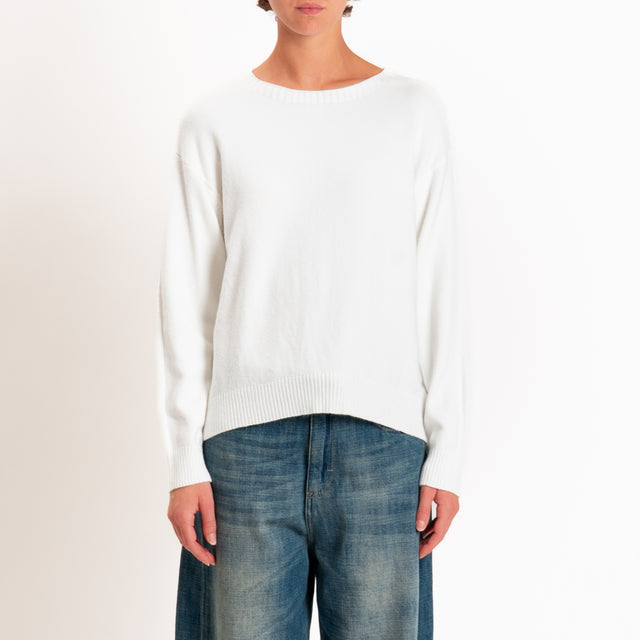 Zeroassoluto-Maglia girocollo spacco dietro - panna