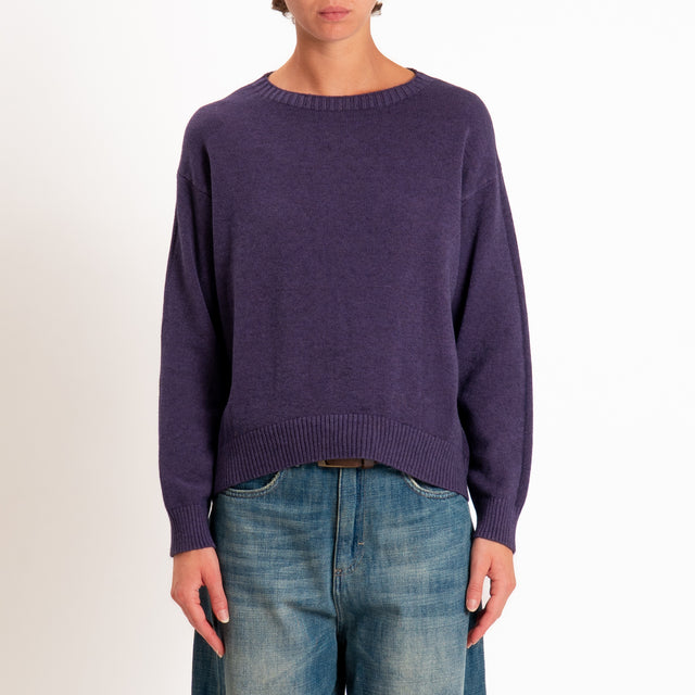 Zeroassoluto-Maglia girocollo spacco dietro - uva