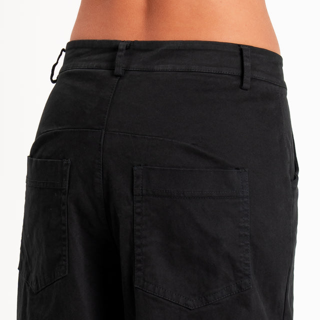 Zeroassoluto-Pantalone LIZ barrel cotone elasticizzato - nero