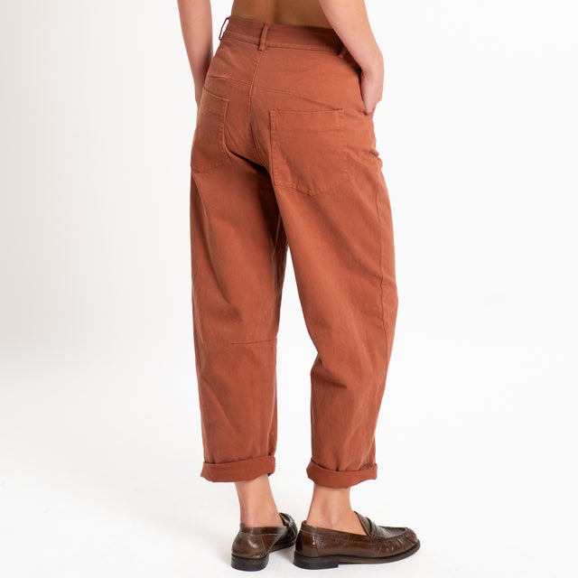 Zeroassoluto-Pantalone LIZ barrel cotone elasticizzato - rust