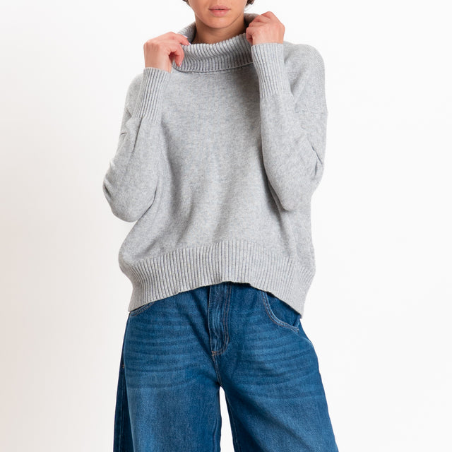 Zeroassoluto-Maglia collo alto - perla