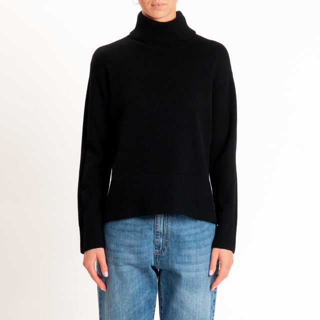 Zeroassoluto-Maglia scatola collo ad anello cannolè - Nero