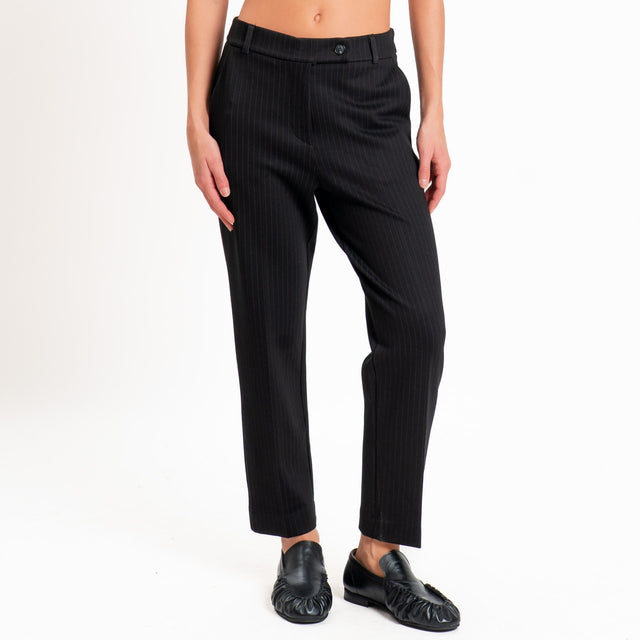 Zeroassoluto-Pantalone BATY gessato punto milano - nero/antracite