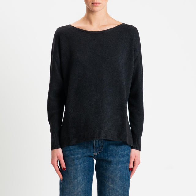 Zeroassoluto-Maglia soft hand scollo barca spacchi laterali - nero