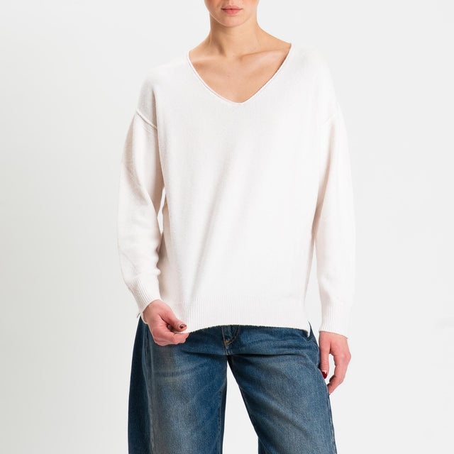 Zeroassoluto-Maglia soft hand scollo v spacchi laterali - burro