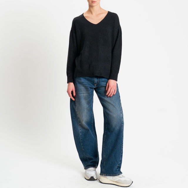 Zeroassoluto-Maglia soft hand scollo v spacchi laterali - nero