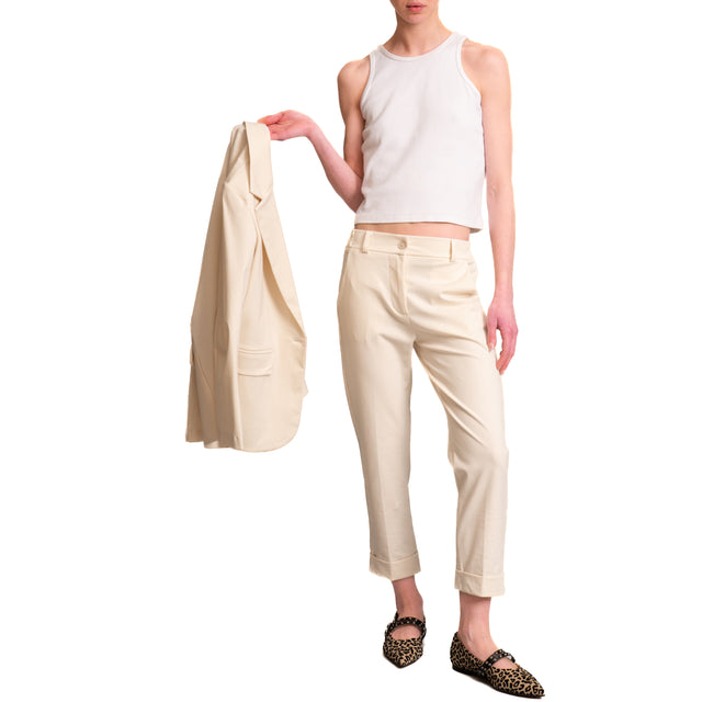 Pantalón Zeroassoluto-BONNY con espalda elástica y vuelta en bajo con punto milanés - mantequilla