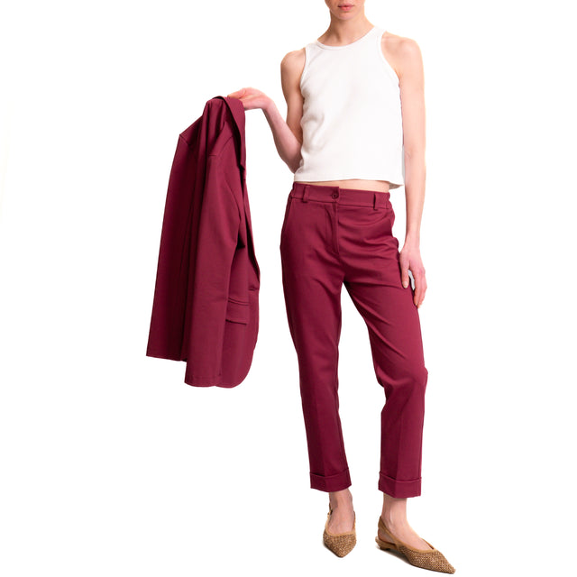 Pantalón Zeroassoluto-BONNY con espalda elástica y vuelta en bajo con punto milanés - cereza