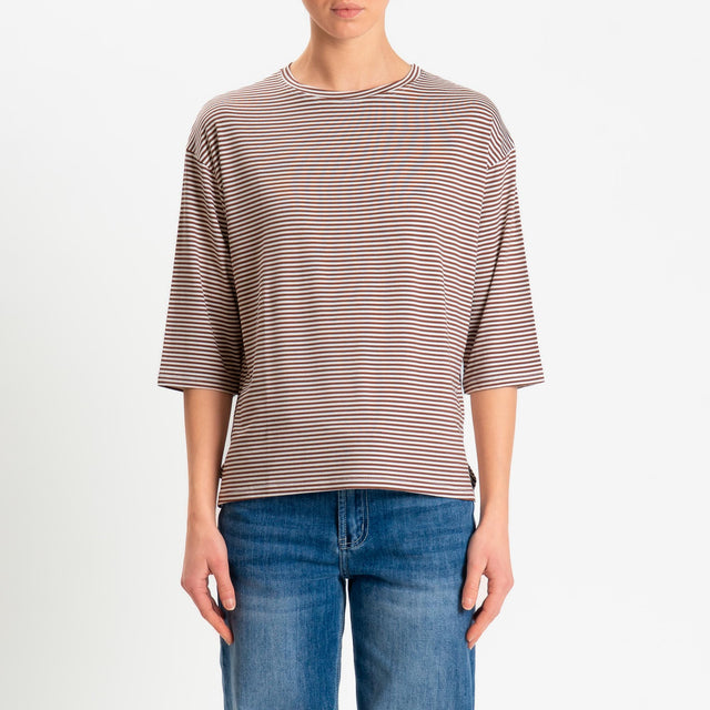 Zeroassoluto-T-shirt CLARY righe in jersey girocollo manica 3/4 - tabacco/latte