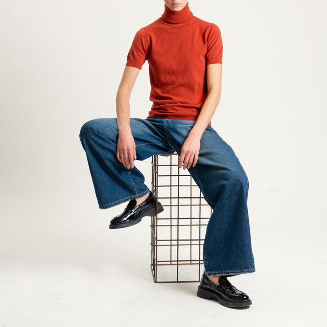 Zeroassoluto-Maglia collo alto mezza manica - ruggine