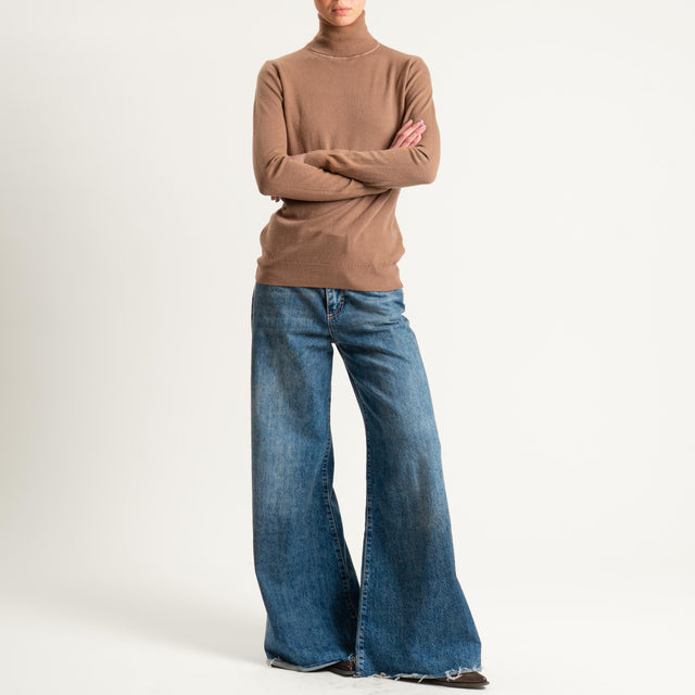 Zeroassoluto-Maglia collo alto - camel