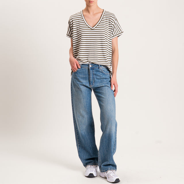 Zeroassoluto-T-shirt righe scollo a v in jersey - latte/militare