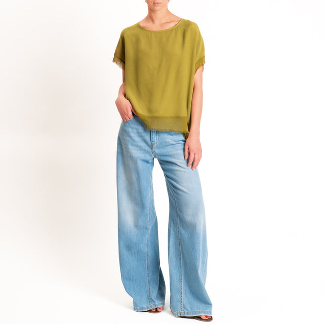 Zeroassoluto-Blusa in viscosa bordi sfrangiati - olive