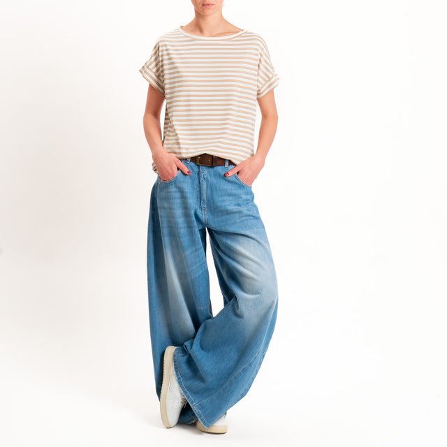 Zeroassoluto T-shirt a righe scatola in jersey - biscotto/latte