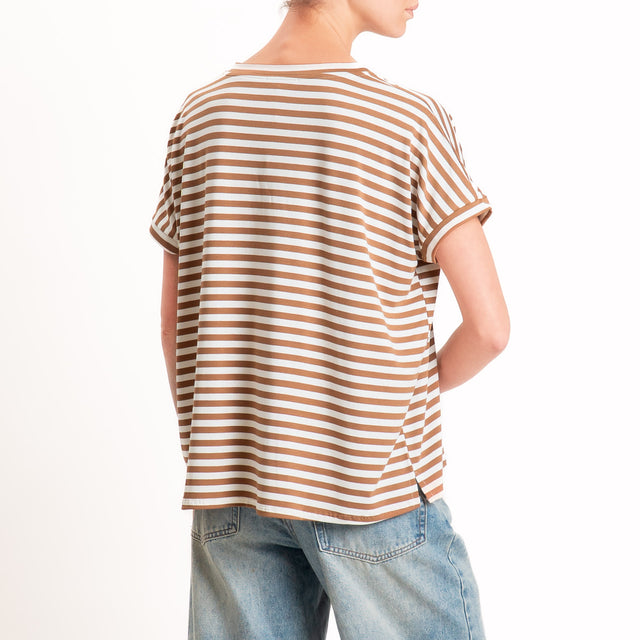 Zeroassoluto-T-shirt a righe scollo a v in jersey di viscosa elasticizzata - cuoio/latte