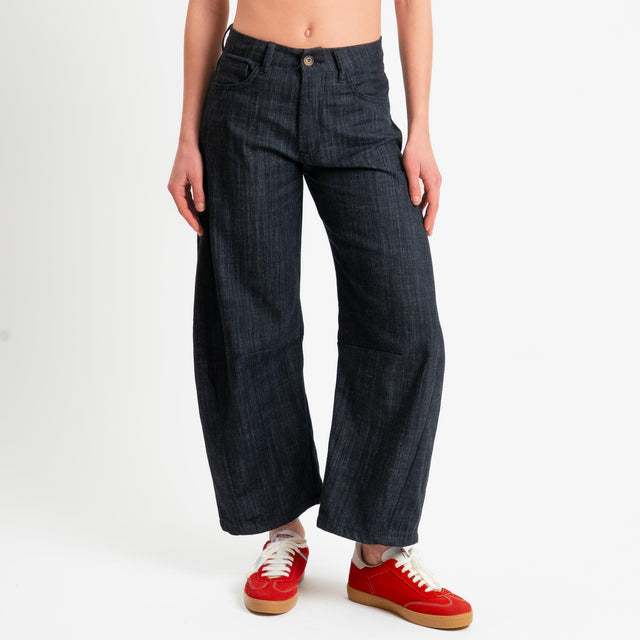 Zeroassoluto-Pantalone LIBY barrel chambray elasticizzato - denim nero