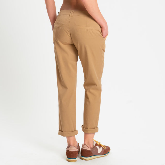 Zeroassoluto- Pantalone LOIS chino cotone elastici - miele