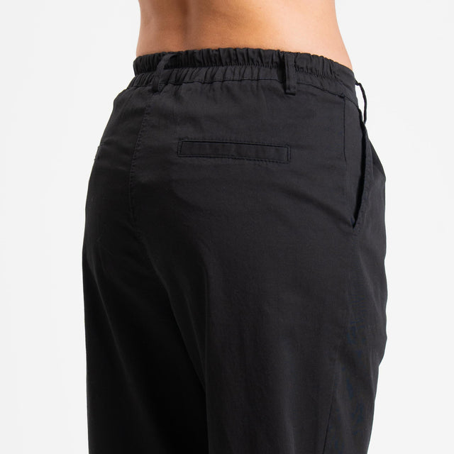 Zeroassoluto-Pantalone LOLA elastico dietro cotone elasticizzato - Nero