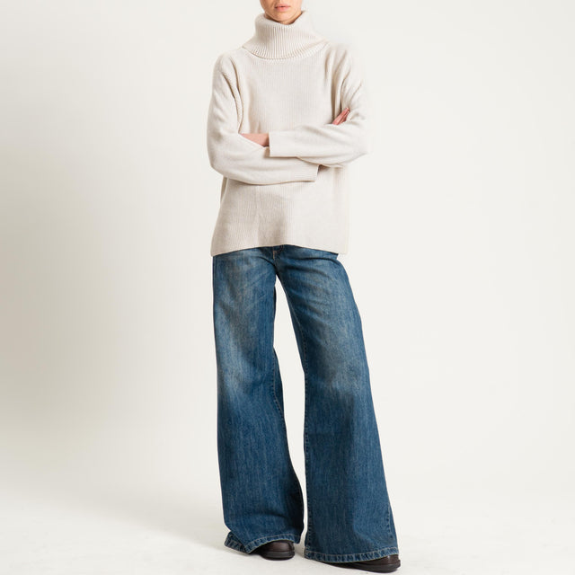 Zeroassoluto-Maglia costa inglese collo alto spacchi laterali - gesso