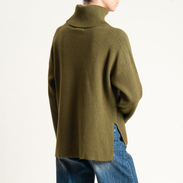 Zeroassoluto-Maglia costa inglese collo alto spacchi laterali - olio