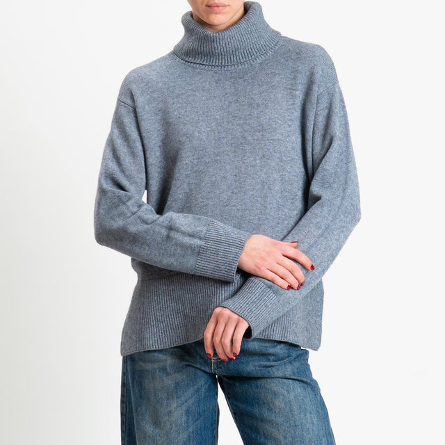 Zeroassoluto-Maglia scatola collo ad anello fondo cannolé  - grigio melange