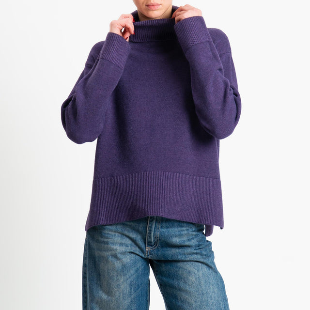 Zeroassoluto-Maglia scatola collo ad anello fondo cannolé  - uva