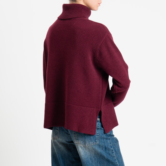 Zeroassoluto-Maglia scatola collo ad anello fondo cannolé  - Bordeaux