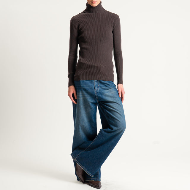 Zeroassoluto-Maglia collo alto a costine - cioccolato