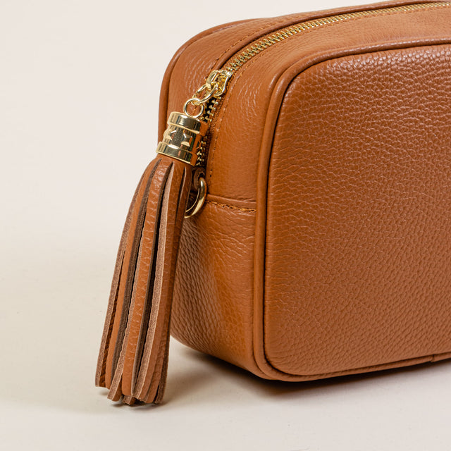 W by whitemood - Bag with tassel - leather